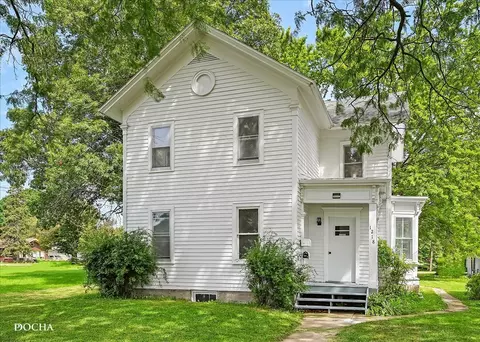 1218 Jefferson St, Mendota, IL 61342