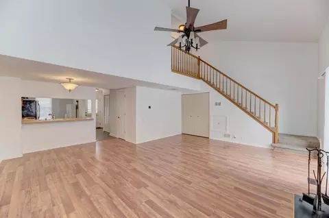 1807 Pebble Beach Cir, Elgin, IL 60123 photo 11