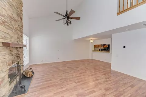 1807 Pebble Beach Cir, Elgin, IL 60123 photo 12