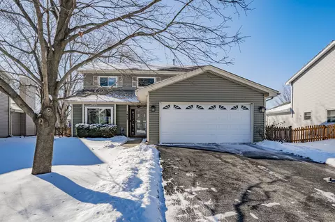 1453 Bangor Ln, Aurora, IL 60504