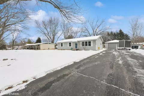 3706 Hamlin Dr, Johnsburg, IL 60051