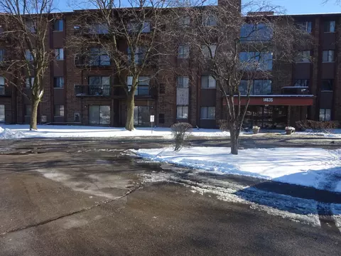 14635 Greenwood Rd #203, Dolton, IL 60419