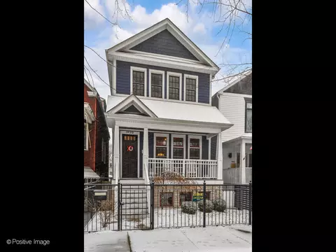 1920 W Barry Ave, Chicago, IL 60657
