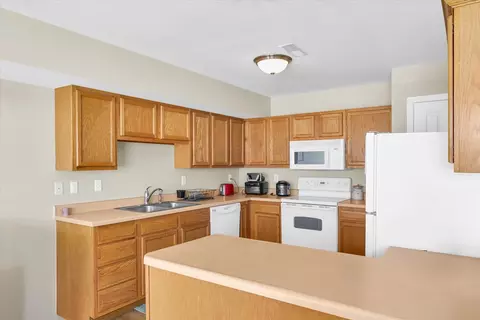3409 Stoneway Ct, Champaign, IL 61822 photo 7