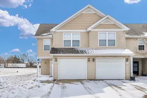 3409 Stoneway Ct, Champaign, IL 61822 photo 2