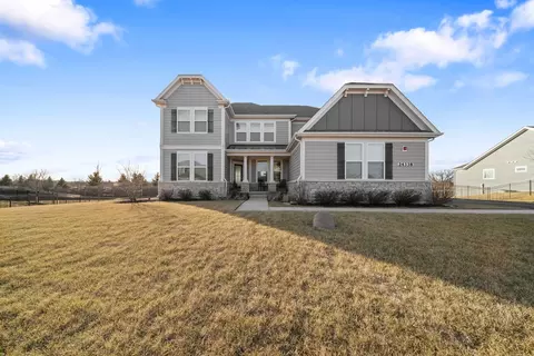 24338 N Blue Aster Ln, Lake Barrington, IL 60010