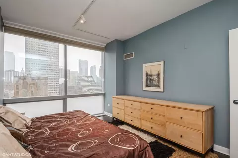 8 E Randolph St #2008, Chicago, IL 60601 photo 15
