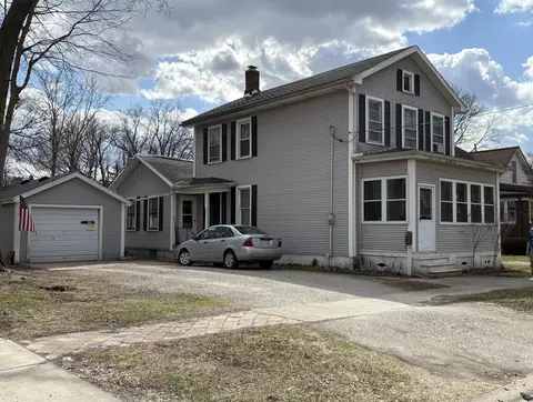 717 W Main St, Ottawa, IL 61350