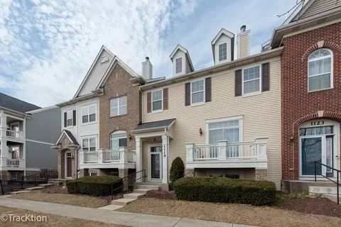 1119 Bartholdi Ct, Carol Stream, IL 60188