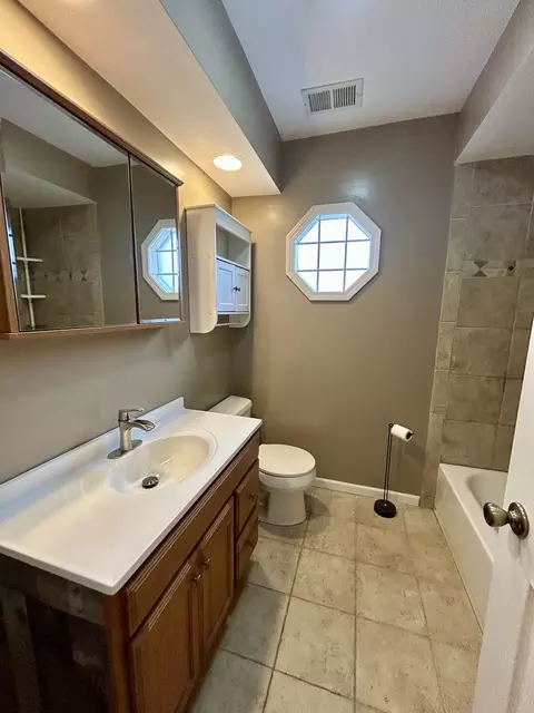 16613 Wedgewood Ave, Markham, IL 60428 photo 9