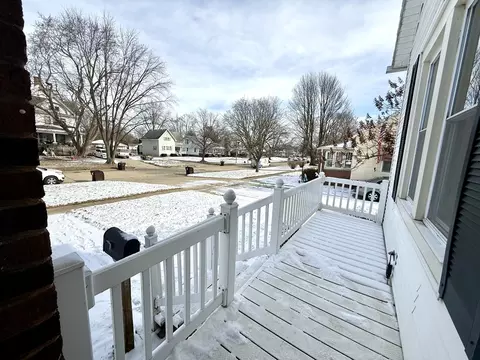 412 E Belle Ave, Rantoul, IL 61866 photo 3