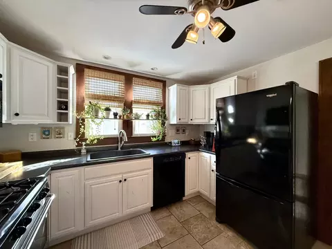 412 E Belle Ave, Rantoul, IL 61866 photo 16