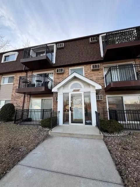 10540 Ridgeland Ave #2, Chicago Ridge, IL 60415