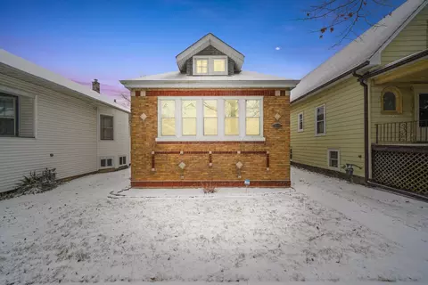 4033 Vernon Ave, Brookfield, IL 60513
