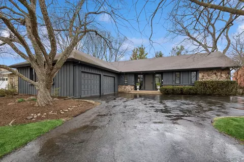 1236 Crane Blvd, Libertyville, IL 60048