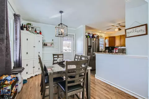 Dining - 1565 Niccon Trl, Algonquin, IL 60102 photo 1 of 2