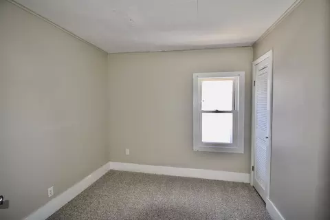 301 E Wood St, Bloomington, IL 61701 photo 8
