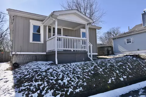 301 E Wood St, Bloomington, IL 61701 photo 23