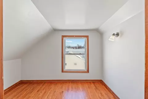 Bedroom - 7313 S Artesian Ave, Chicago, IL 60629 photo 3 of 4