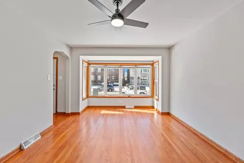 Living - 7313 S Artesian Ave, Chicago, IL 60629 photo 2 of 3