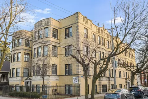6447 N Seeley Ave #2, Chicago, IL 60645