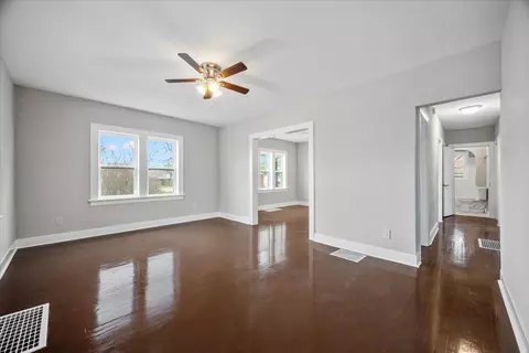2201 Charleston Ave, Mattoon, IL 61938 photo 4