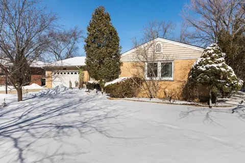 206 W Kathleen Dr, Park Ridge, IL 60068