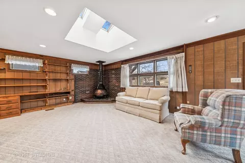 Living - 3706 Owl Dr, Rolling Meadows, IL 60008 photo 3 of 3