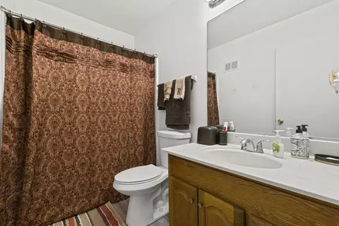 Bath - Undisclosed, Aurora, IL 60504 photo 1 of 1