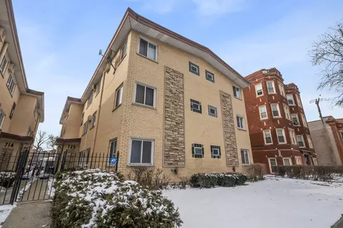 720 N Austin Blvd #GSE, Oak Park, IL 60302