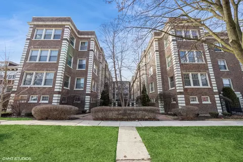 439 N Lombard Ave #3, Oak Park, IL 60302