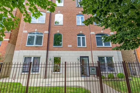 3552 S Giles Ave #1S, Chicago, IL 60653
