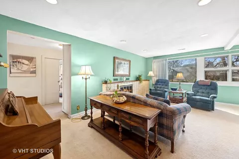 Living - 1604 E Willow Ave, Wheaton, IL 60187 photo 1 of 2