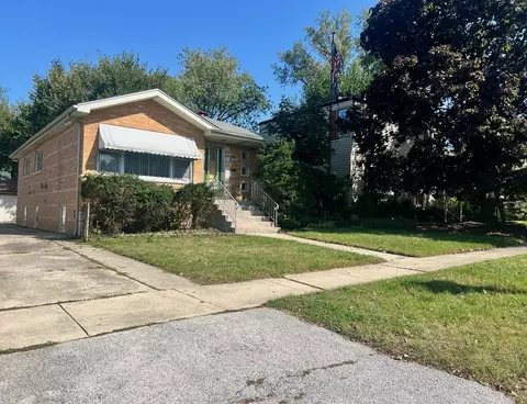 2730 W 97th St, Evergreen Park, IL 60805