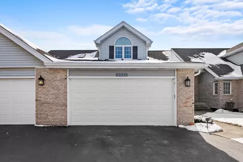 9739 W 154th St, Orland Park, IL 60462