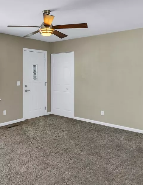 1506 Centennial Dr, Champaign, IL 61821 photo 25