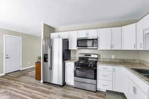 1506 Centennial Dr, Champaign, IL 61821 photo 12