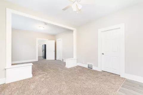 841 Bowditch Ave, Aurora, IL 60506 photo 5