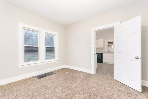 841 Bowditch Ave, Aurora, IL 60506 photo 14