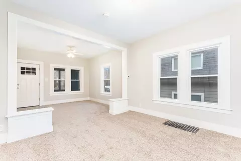 841 Bowditch Ave, Aurora, IL 60506 photo 10