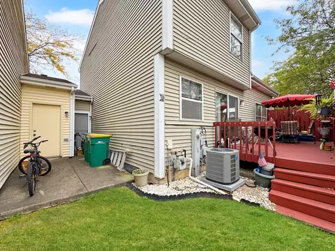 Exterior - 415 Farmbrook Ct, Romeoville, IL 60446 photo 2 of 2
