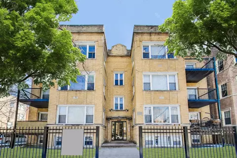 6255 N Claremont Ave #3, Chicago, IL 60645