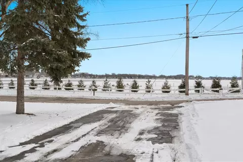 Exterior - 1000 Fortress Dr, Mchenry, IL 60050 photo 2 of 4