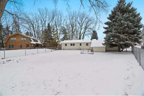 Exterior - 1000 Fortress Dr, Mchenry, IL 60050 photo 3 of 4