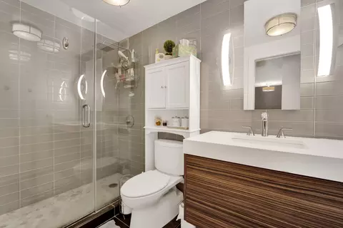 222 E Pearson St #204, Chicago, IL 60611 photo 12