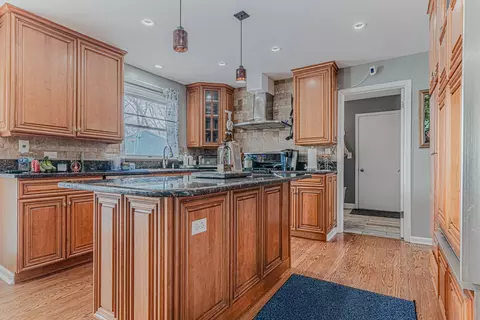 Kitchen - 196 N Lyle Ave, Elgin, IL 60123 photo 2 of 3