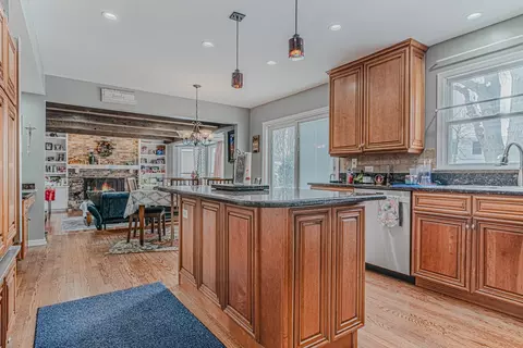 Kitchen - 196 N Lyle Ave, Elgin, IL 60123 photo 1 of 3