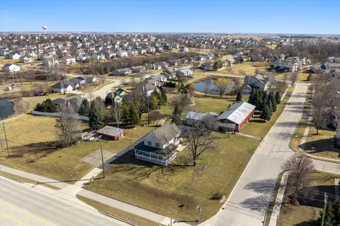 9818 State Route 71, Yorkville, IL 60560