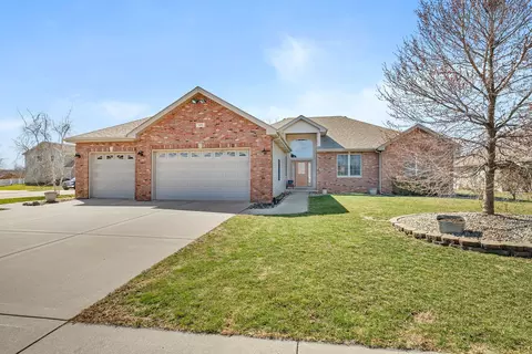 401 Harper Ct, Manteno, IL 60950