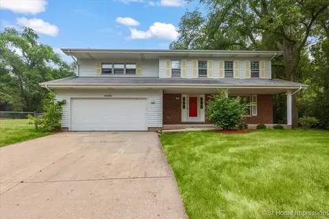 40233 N Lakeview Ave, Antioch, IL 60002